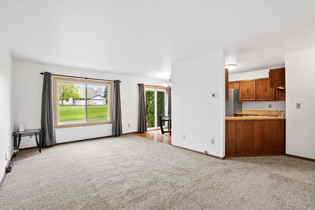 7307 S Delaine DRIVE, Oak Creek, WI 53154
