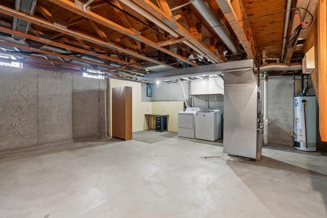 7307 S Delaine DRIVE, Oak Creek, WI 53154