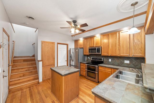 9624 Peony Lane N, Maple Grove, MN 55311