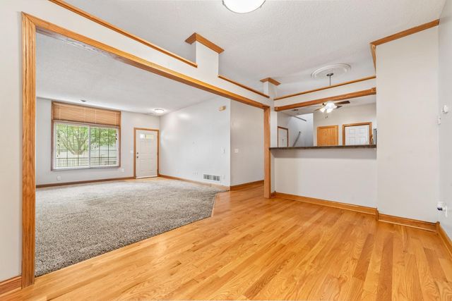 9624 Peony Lane N, Maple Grove, MN 55311