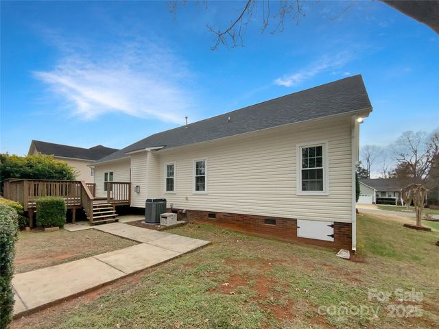 166 Oak Haven Place NW, Concord, NC 28027