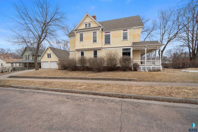 624 W 8th St Street, Sioux Falls, SD 57104