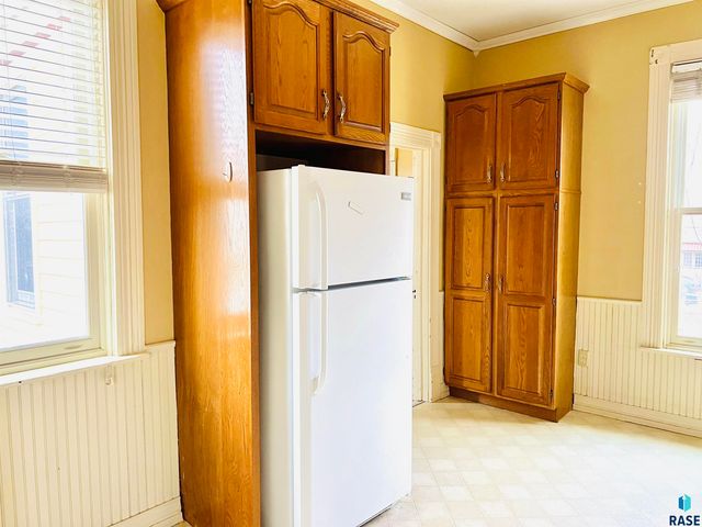 624 W 8th St Street, Sioux Falls, SD 57104