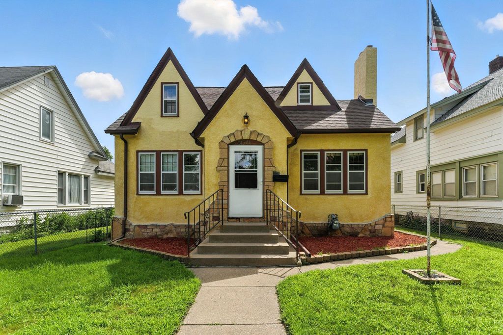 4344 Irving Avenue N, Minneapolis, MN 55412