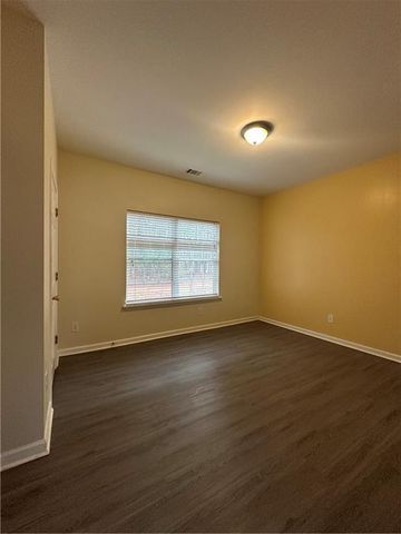 1943 Oakbluff Drive, Austell, GA 30106