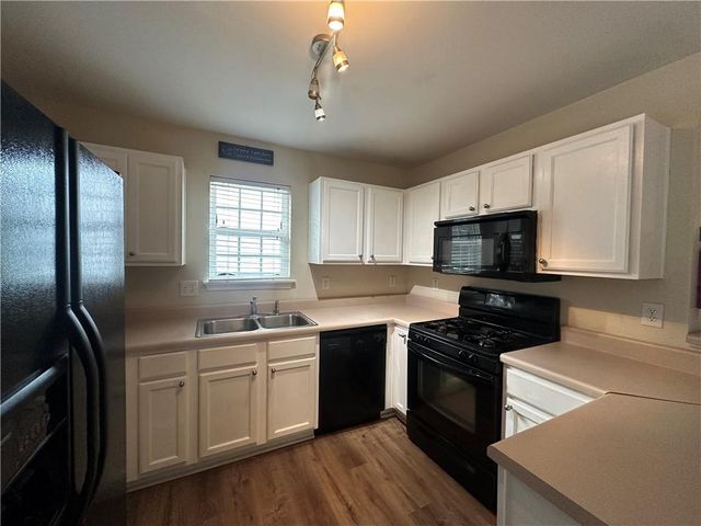 1943 Oakbluff Drive, Austell, GA 30106