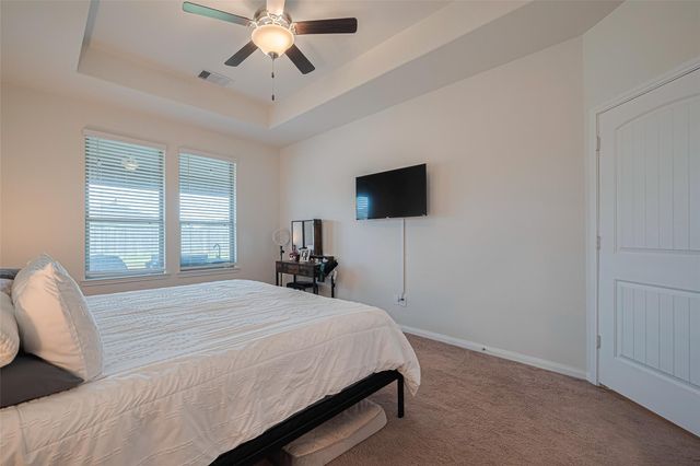 308 Morning Dove Trail, Sealy, TX 77474