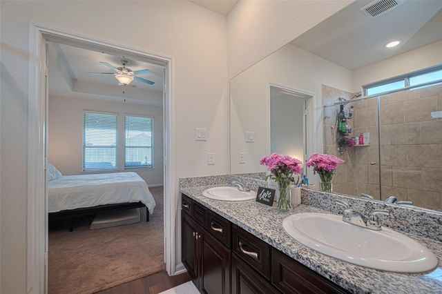 308 Morning Dove Trail, Sealy, TX 77474