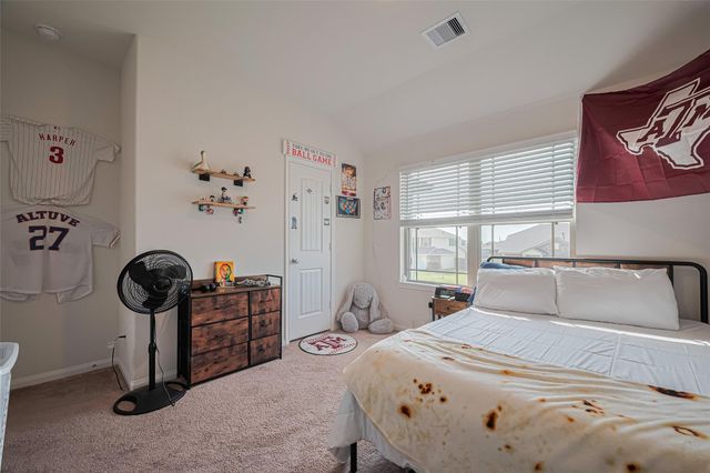 308 Morning Dove Trail, Sealy, TX 77474