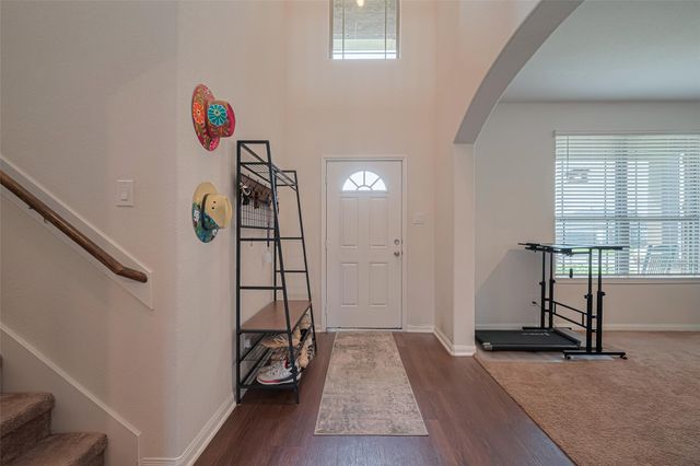 308 Morning Dove Trail, Sealy, TX 77474