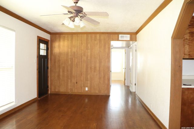 3910 PORTSMOUTH DR, San Antonio, TX 78223