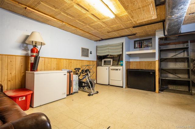 2 Fenwick Street, Mastic, NY 11950