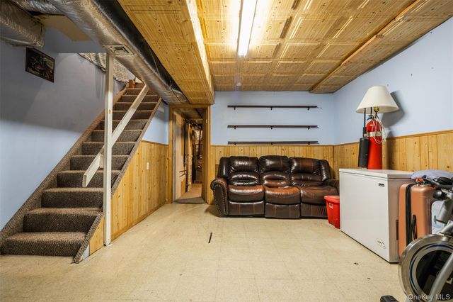 2 Fenwick Street, Mastic, NY 11950