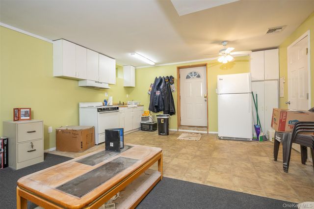 2 Fenwick Street, Mastic, NY 11950