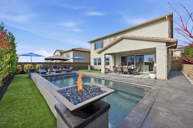 3030 Whistling Way, El Dorado Hills, CA 95762