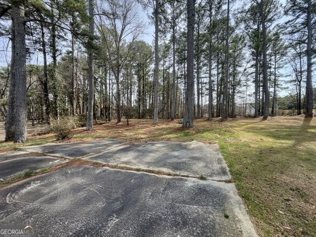 279 Timberland Trail, Riverdale, GA 30274