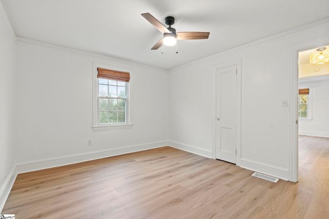 456 Longview Drive, Spartanburg, SC 29303