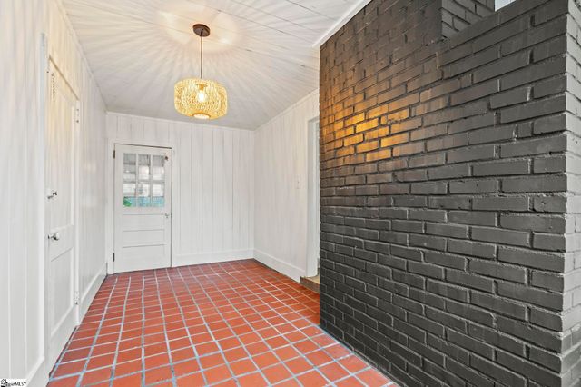 456 Longview Drive, Spartanburg, SC 29303