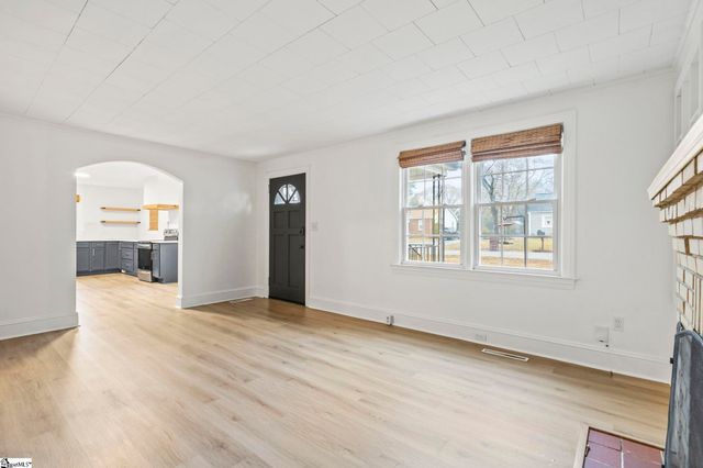 456 Longview Drive, Spartanburg, SC 29303