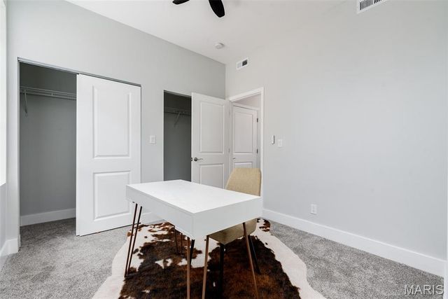6212 Virginia Avenue, St Louis, MO 63111