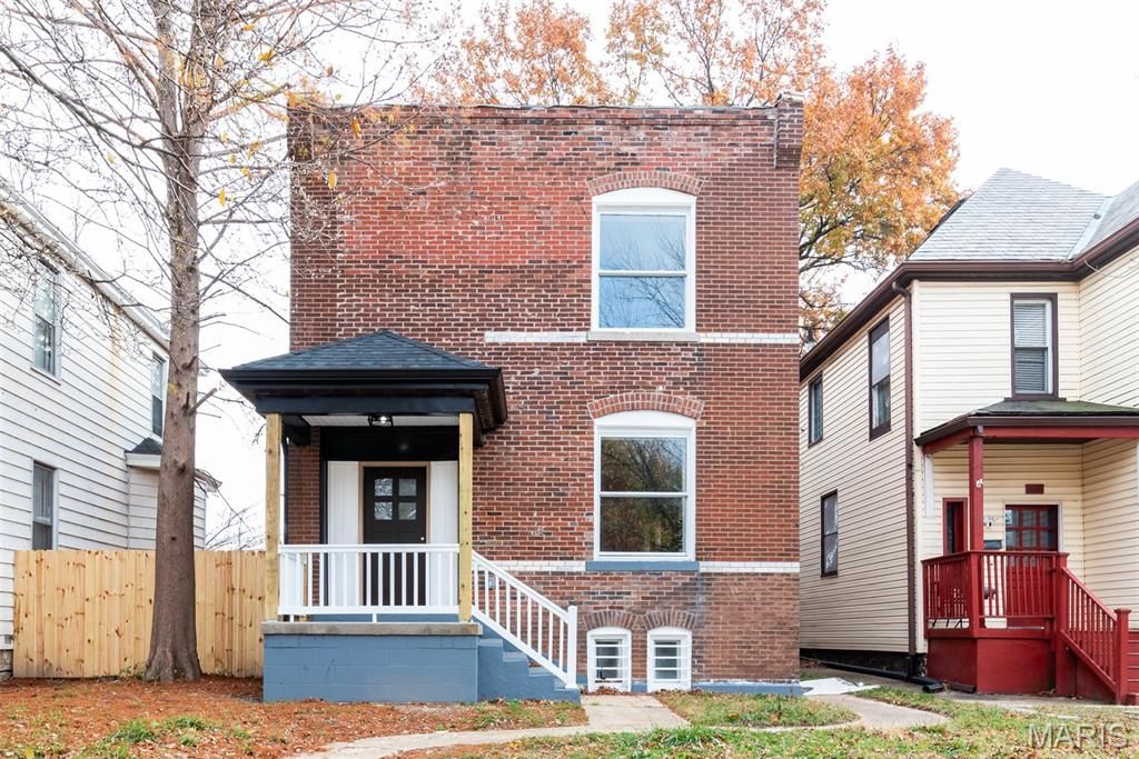 6212 Virginia Avenue, St Louis, MO 63111