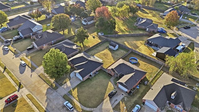 13024 E 129th Street North, Collinsville, OK 74021