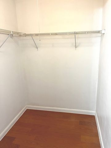 156 Cloverleaf Road, Matteson, IL 60443