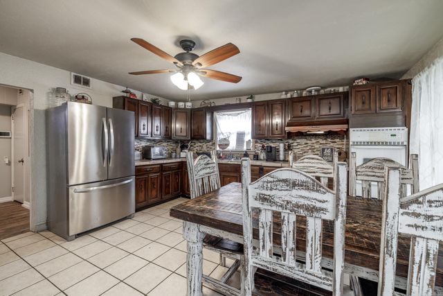 380 Long Beach Drive, Hot Springs, AR 71913