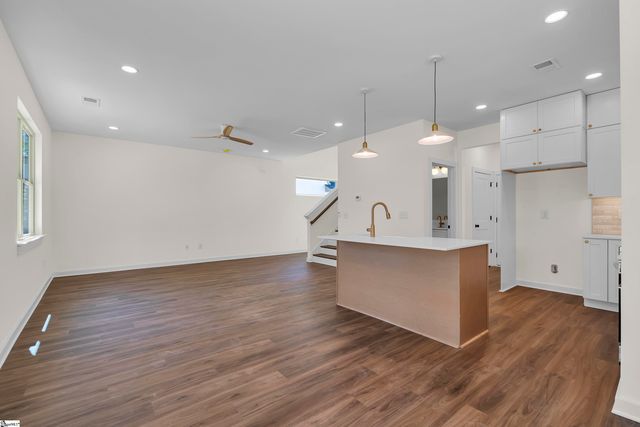 10B Hammett Street, Piedmont, SC 29673