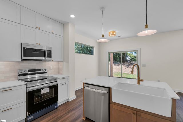 10B Hammett Street, Piedmont, SC 29673