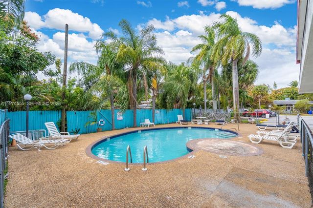 2514 Taylor St 11, Hollywood, FL 33020