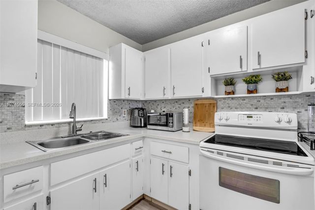 2514 Taylor St 11, Hollywood, FL 33020