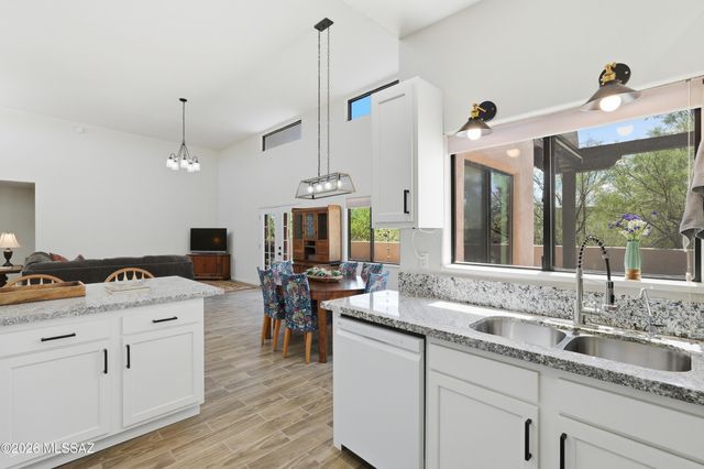 1505 W Via Muleje, Sahuarita, AZ 85629