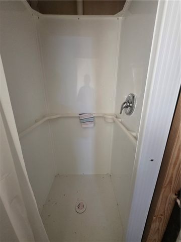 939 Benavides St, Robstown, TX 78380