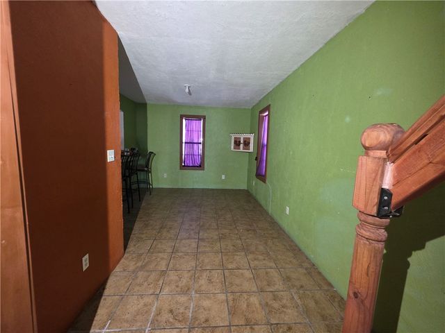 939 Benavides St, Robstown, TX 78380