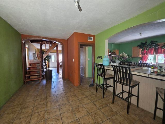 939 Benavides St, Robstown, TX 78380