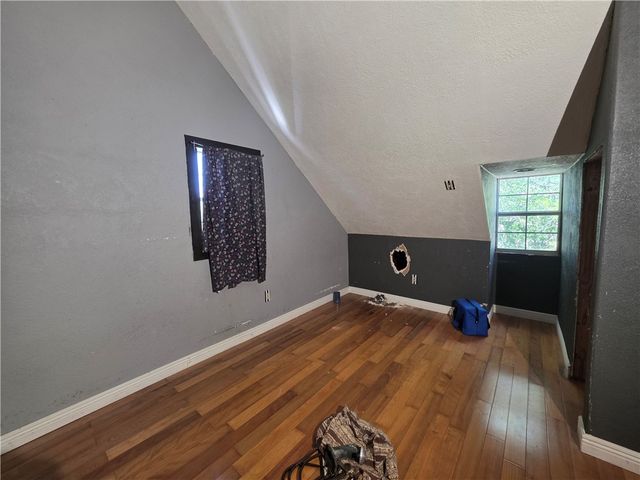 939 Benavides St, Robstown, TX 78380