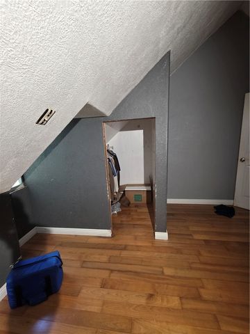 939 Benavides St, Robstown, TX 78380