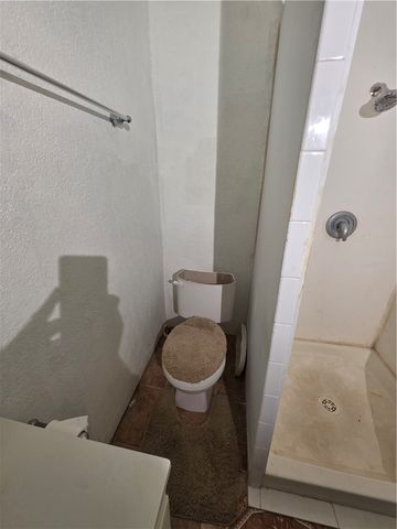 939 Benavides St, Robstown, TX 78380