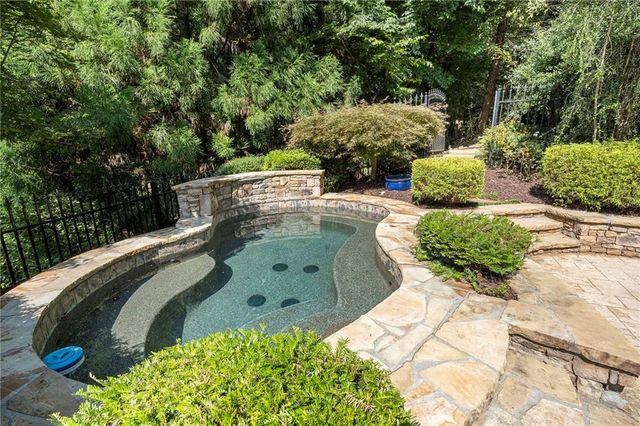 2915 Spindletop Drive, Cumming, GA 30041