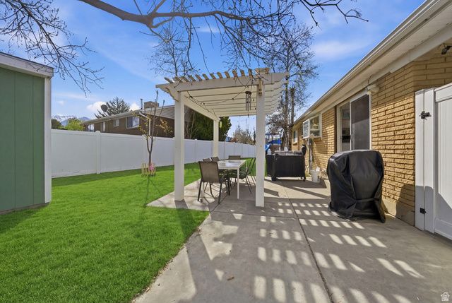 9609 S TJ DR, Sandy, UT 84070