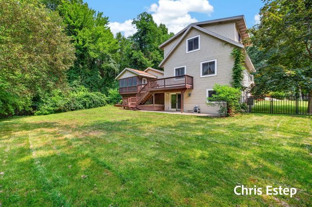 18127 Lovell Road, Spring Lake Twp, MI 49456