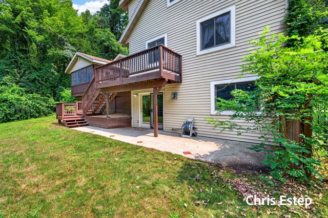 18127 Lovell Road, Spring Lake Twp, MI 49456