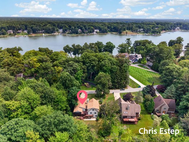 18127 Lovell Road, Spring Lake Twp, MI 49456