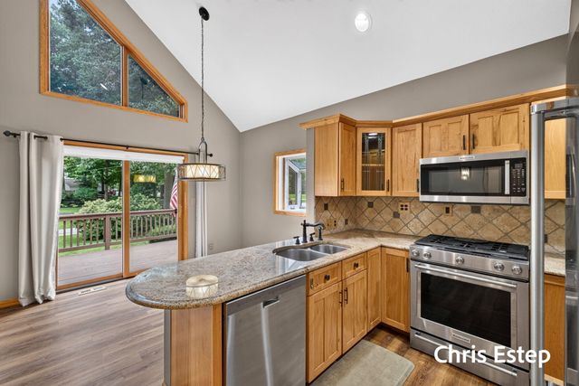 18127 Lovell Road, Spring Lake Twp, MI 49456