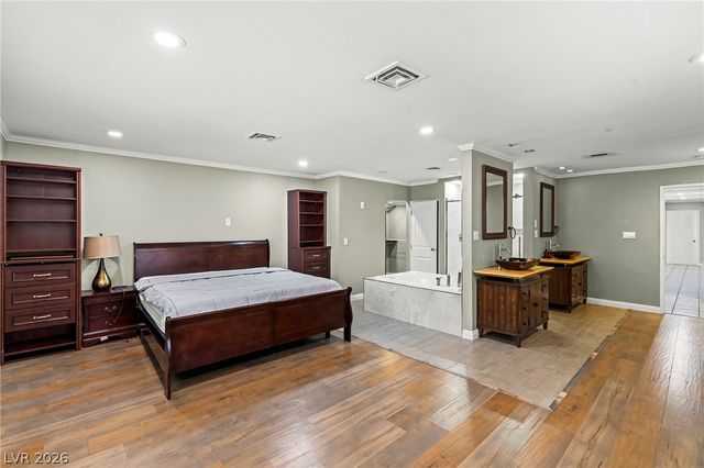1765 Belcastro Street, Las Vegas, NV 89117