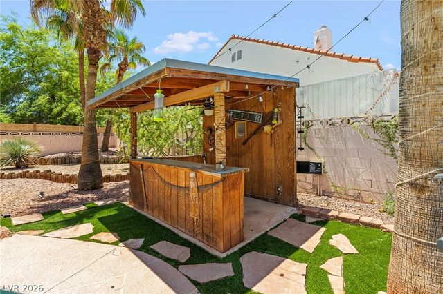 1765 Belcastro Street, Las Vegas, NV 89117