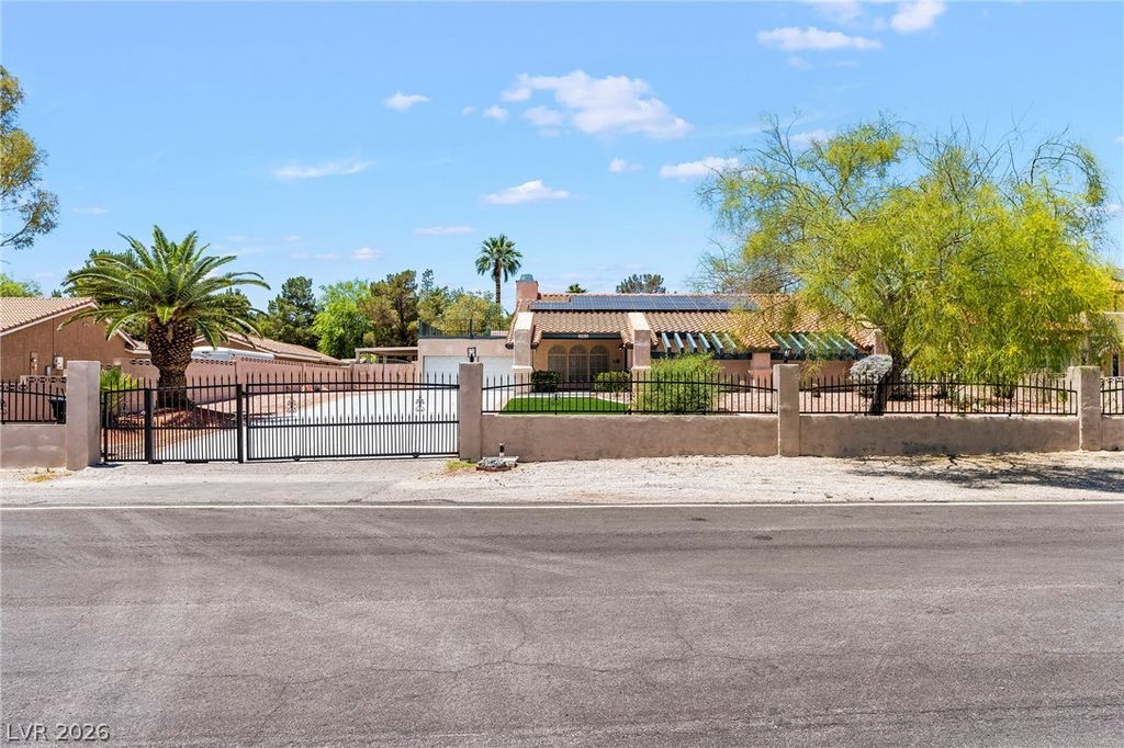 1765 Belcastro Street, Las Vegas, NV 89117