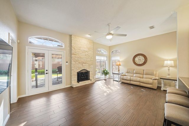 7415 Marble Glen Lane, Houston, TX 77095