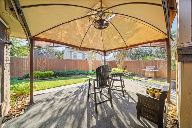 7415 Marble Glen Lane, Houston, TX 77095